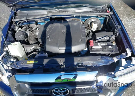 2015 Toyota Tacoma Base V6 из США, поврежденный, VIN 3TMMU4FN5FM079297